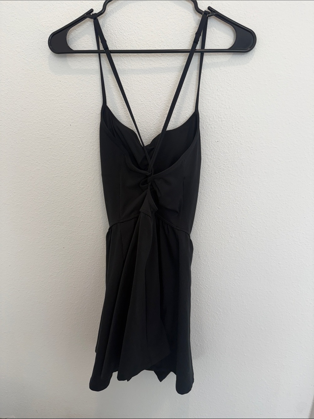 Gilly Hicks / Hollister Active Strappy Back Dress Black - Picture 4 of 5